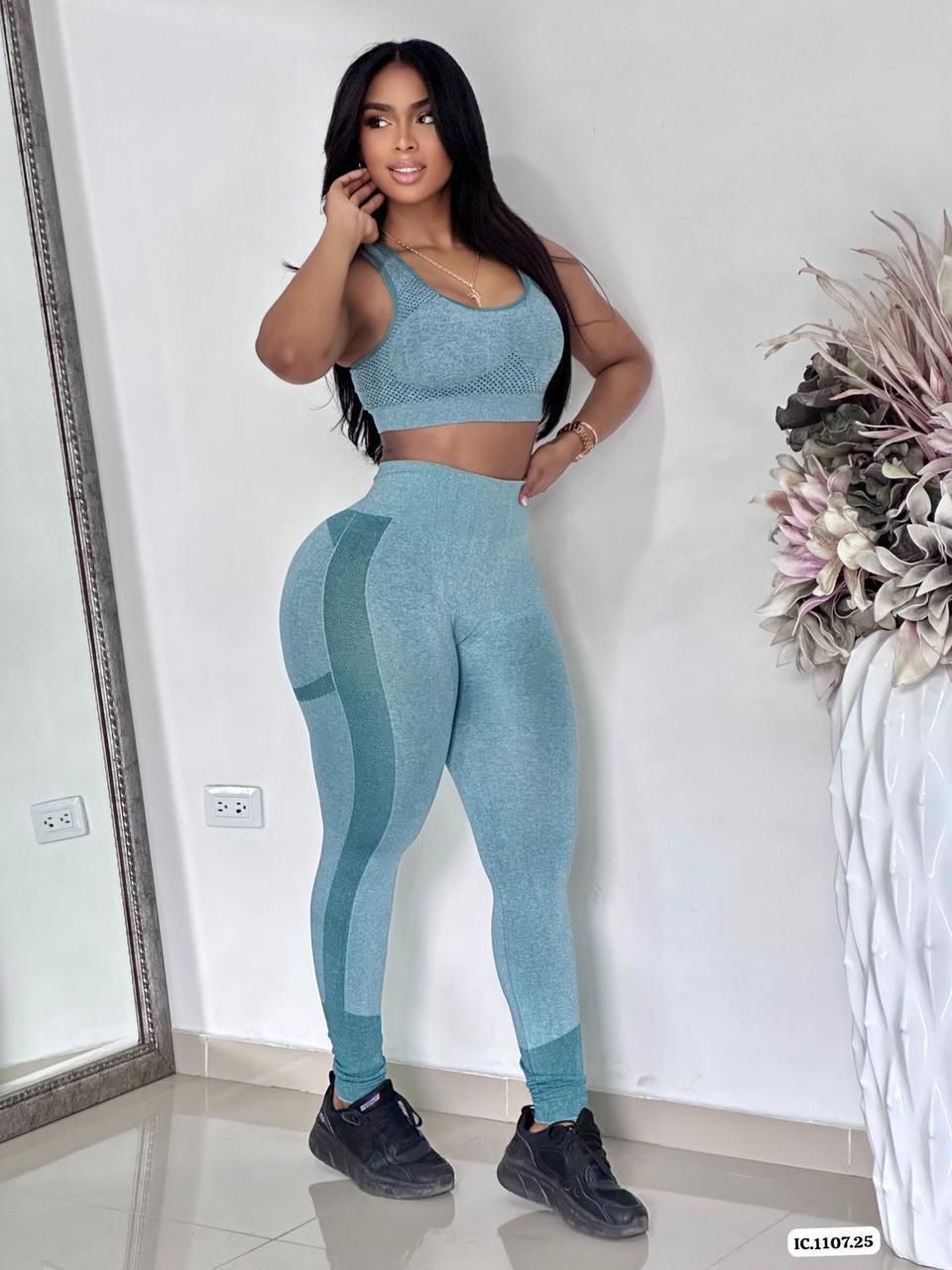 CONJUNTO DEPORTIVO CON PUSH UP