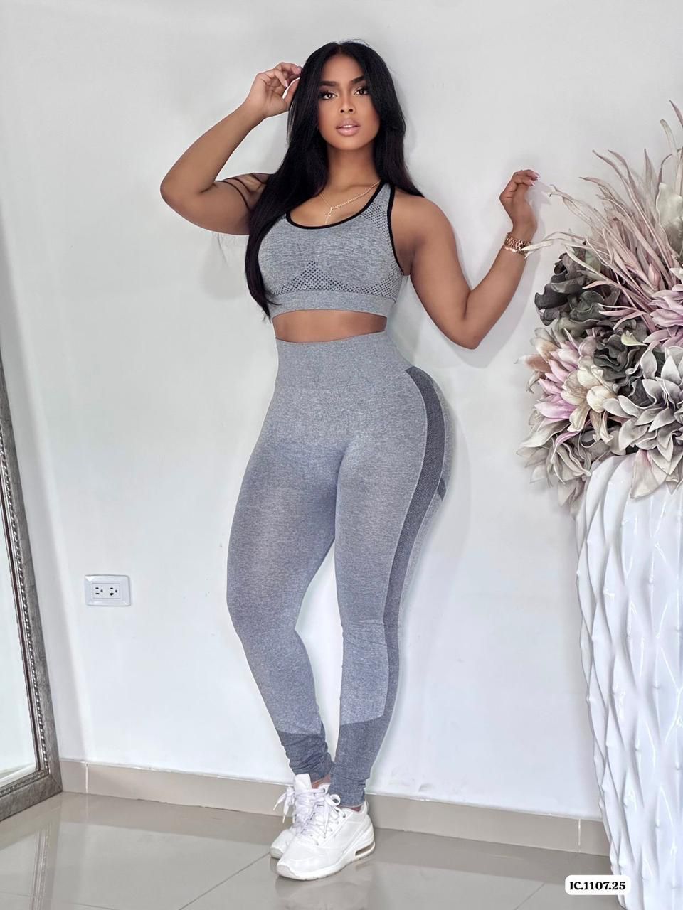CONJUNTO DEPORTIVO CON PUSH UP