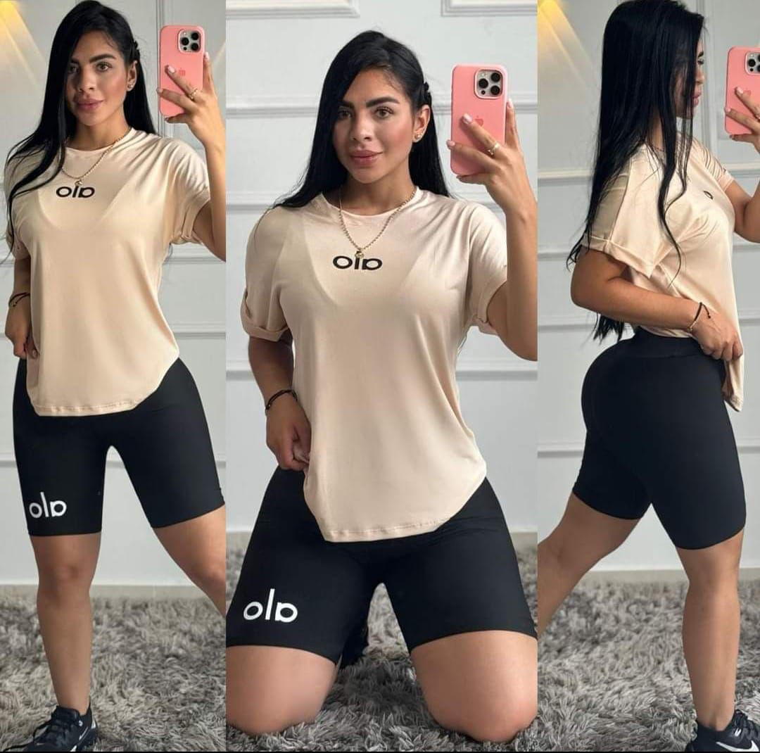 CONJUNTO DEPORTIVO CICLISTA Y BLUSA OVERSIZE